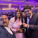 Payal Ghosh Instagram - Fire of love Red won an award in the beginning of their journey from #midday #fireoflovered Way to go guys…….🖤 Sahara Star