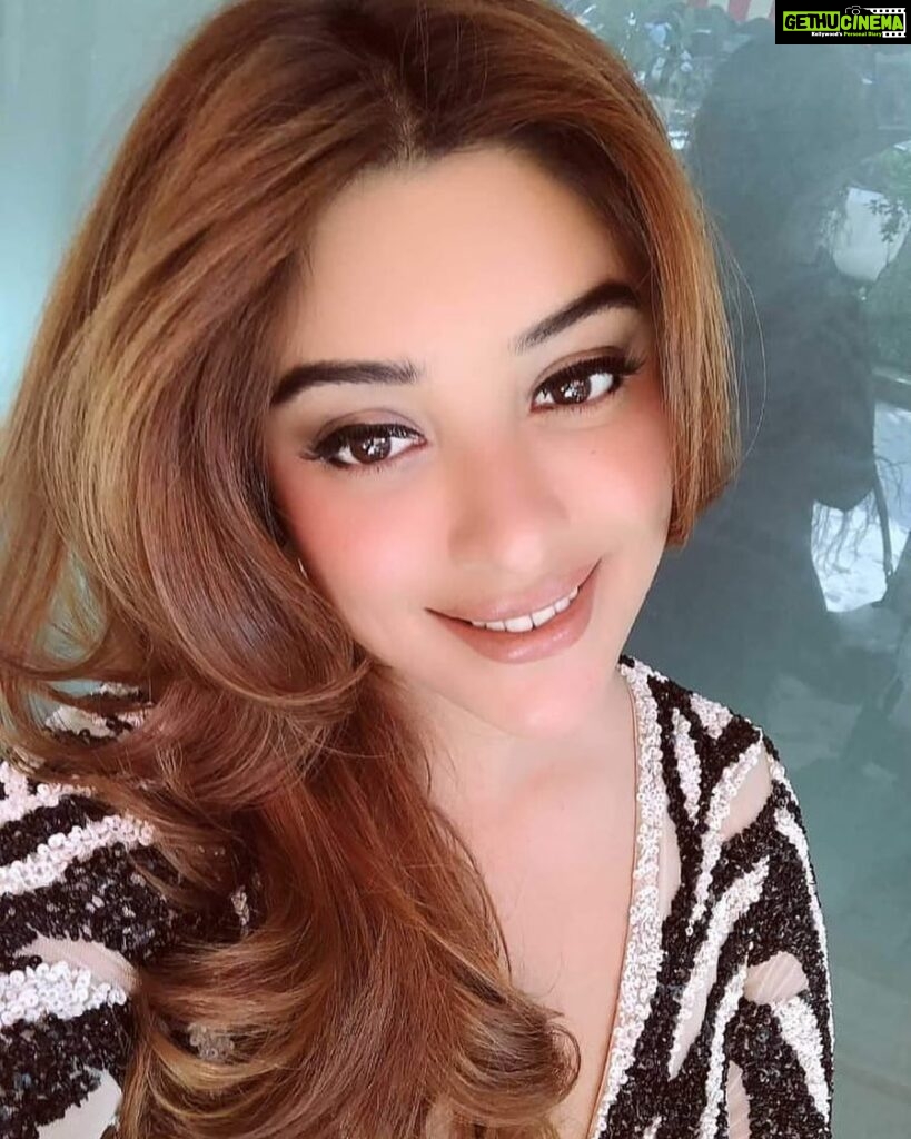 Payal Ghosh Instagram - Care less, Smile more :) #love 🖤