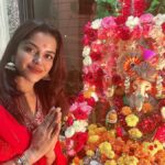 Pia Bajpiee Instagram - Blessed 🙏 #home #mumbai #ganpatibappamorya