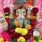 Pia Bajpiee Instagram - 'श्री गणेश चतुर्थी' की हार्दिक बधाई एवं शुभकामनाएं! #mereganpatiji♥️ #home #firsttime #ecofriendly