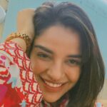 Pia Bajpiee Instagram - Suno kaho 😁🙈