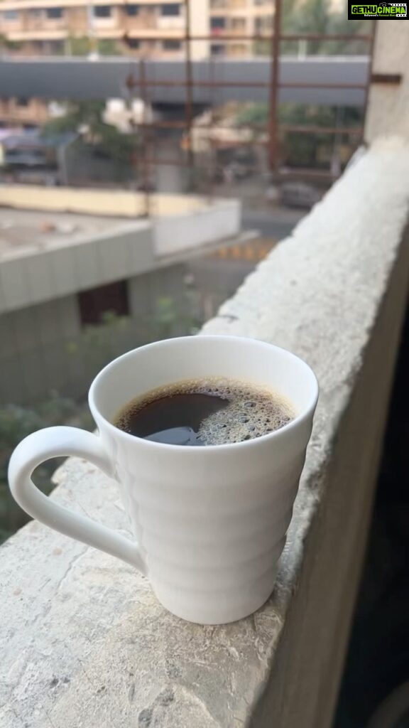 Pia Bajpiee Instagram - Coffee का धुआँ ✌️😅