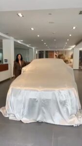 Pia Bajpiee Instagram - 😁🧿🧿🧿🙌 #bmw @bmwindia_official @bmwnavnitmotorsmumbai