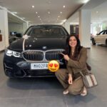 Pia Bajpiee Instagram – YES!!! This happened 😁🧿🧿🧿 my dream car..finally #BMW 🙌 @bmwnavnitmotorsmumbai @julianmariadas @hindu.rituals @rajeshramsingh @bmwindia_official #bmw #dreamcars #limitededition #iconic