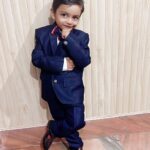 Pia Bajpiee Instagram - My most handsome @nayanshvikasbajpai 😍❤️ “नयंश विकास बाजपेई” #nephew #love