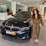 Pia Bajpiee Instagram – YES!!! This happened 😁🧿🧿🧿 my dream car..finally #BMW 🙌 @bmwnavnitmotorsmumbai @julianmariadas @hindu.rituals @rajeshramsingh @bmwindia_official #bmw #dreamcars #limitededition #iconic