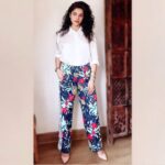 Pia Bajpiee Instagram - Flower power 😁🌺