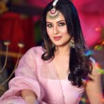 Pooja Bose Instagram – Style by @rudra_saha_official 
Outfit @kaasniindia 
@xenejewellers 
Photographer @photographer_sourav_26 
 #dancebangladance @zeebanglaofficial