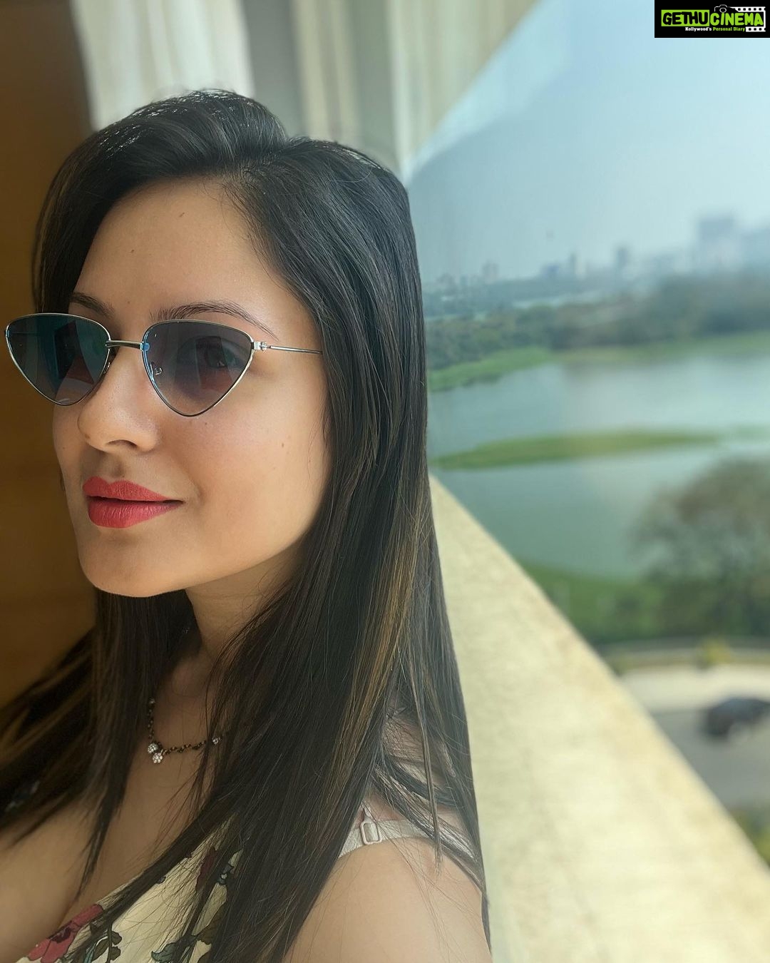Pooja Bose Instagram - Missing all of u gals and the fun time and of course the delicious food we had at @westinmumbaipowai thanks for ur lovely hospitality and that amazing view to look out for 🥂