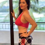 Pooja Bose Instagram - Sunday temperature gets too much high as @banerjeepuja drops an exclusive picture for us from her goa vaccation. Goa India