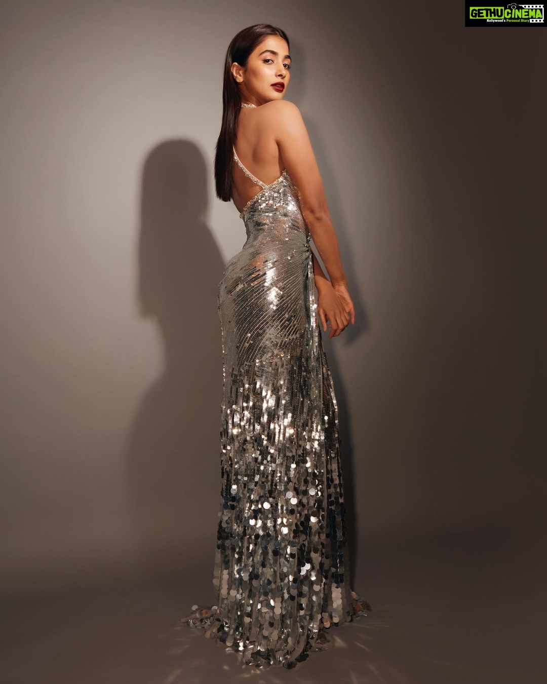 Pooja Hegde Instagram - Award season in @jennypackham 🪩😉