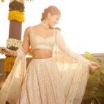 Pooja Hegde Instagram - ☀️🤍 #sundowner #haldiceremony