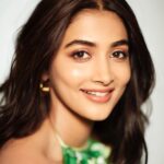 Pooja Hegde Instagram – Just that random burst of laughter while trying to pose like a boss lady😂🙈 #stayhappy #flowerpower