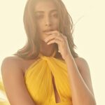 Pooja Hegde Instagram - Cover me in sunshine ☀️☀️ #kisikabhaikisikijaan