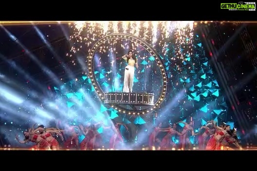 Pooja Hegde Instagram - Lekar apni #AlagLevel performance, aa rahi hu main chalaane aap sab par apna jaadu ✨Watch the Maruti Suzuki Arena presents #ZeeCineAwards2023 on Saturday, 18th March at 7:30 PM on #ZeeCinema and #ZeeTV. #FirstOnTV @zeecinema @zeetv #ZCA2023 #MarutiSuzukiArenaZCA #AlagLevel