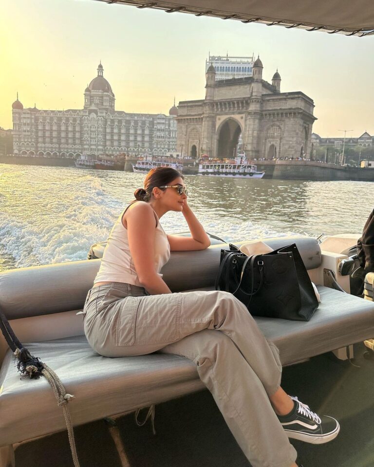 Pooja Hegde Instagram - Home ❤️🥹 Mumbai, Maharashtra