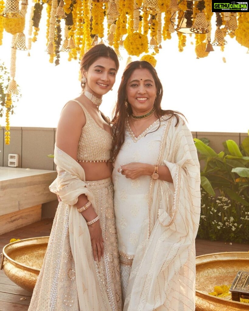 Pooja Hegde Instagram - Mom. Magician. Superhuman. Happy Mother’s Day, mom. Thank you for inspiring me ❤️