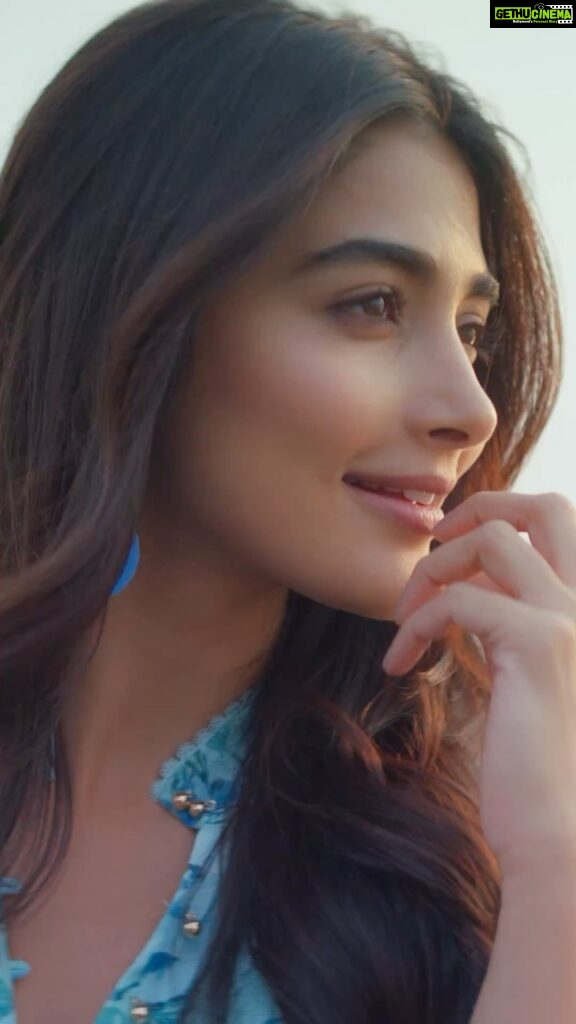 Pooja Hegde Instagram - FOREVER NEW X POOJA HEGDE Brand ambassador @hegdepooja shines like a ray of sunshine in our New Rickie Button Up Midi Dress.✨ 🌸Forever Summer 🌸 Embrace laidback luxe styles with a new collection of breezy dresses and flattering details. Now live in-store and on www.forevernew.co.in. . . . . . . . #ForeverSummer #forevernew #forevernewindia #newcollection #forevernewstyles #SpringSummer23 #bluedress #forevernewxpoojahegde #mondaymotivation