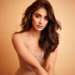 Pooja Hegde Instagram - JUST IN: With a roaring start, Kisi Ka Bhai Kisi Ki Jaan lead actor #PoojaHegde (@hegdepooja) says, "In 2023, the audience will get to see me in a never-seen-before avatar, and in three different languages!" 💖 Head to the link in bio 🔗 to read the exciting conversation. ——————————————————————— Words by Vama Kothari (@vamakotharii) Styled by Ami Patel (@stylebyami) Photographed by Shivam Gupta (@shivamguptaphotography) Makeup by Kajol Mulani (@kajol_mulani) Hair by Suhas Shinde (@suhasshinde1) ——————————————————————— Pooja on the cover is wearing the S/S 2023 collection from Surya Sarkar (@surya___sarkar) Shoes by Christian Louboutin @louboutinworld Publicist @treeshulmediasolutions / @mandvisharma16 / @lilkub / @danica_dsouzaa ——————————————————————— #PoojaHegde #HeartbeatOfTheNation #MasalaCoverStar #MasalaUAE #Bollywood