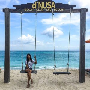 Pooja Jhaveri Instagram - It’s the perfect season to visit #bali Here are my most favourite things to do in Bali : Sunset at #uluwatutemple @uluwatutemple Monkey Forest in #ubud @ubudmonkeyforest Night life in #kuta Sunset at #rockbar @rockbarbali Definitely visit and stay on the islands #nusalembongan and #nusapenida The ride from #kuta to #nusalembongan is the most beautiful thing ever. #tanahlot is another place to visit at the sunset hour @theshadyshack @secretspotbali serve the best vegan food for all my #vegan #vegetarian friends Do not forget to get the massage at one of the spas in #ubud Also let me know if there are new places that any of you have discovered in the past year on your trip to #bali #bali #balitourism #indonesia #tourism #travelandleisure #travelblogger #travelling #travelgram #dodgers #instatravel #summerdestination #summervacation #holidays #holiday