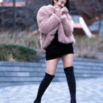Pooja Jhaveri Instagram - Fashion is what you buy ! Style is what you do with it ! 😎 A @zara ensemble ! 📸 : @7heavensnyc #everydayfashion #stylewithme #stylediary #styledbyme #fashionista #fashion #instafashion #dressup #grwm Vessel