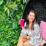 Pooja Jhaveri Instagram - Finding someone who takes random videos of you…. #check ✅ 😝 #couplegoals #goals #relationship #love #trendingmusic
