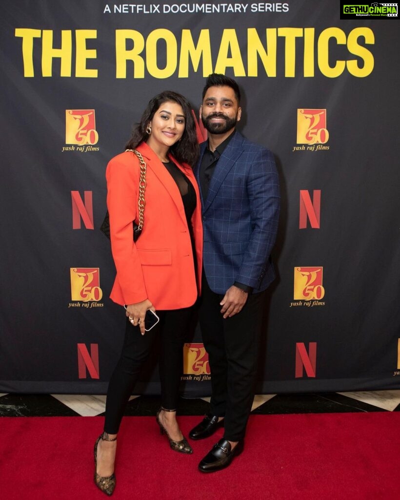 Pooja Jhaveri Instagram - About last night at the #premiere of #theromantics I was absolutely filled with nostalgia !! I have grown up watching my parents being biggg Bollywood buffs and being huge fan of #yrf. Continued with my sisters being in love with movies like #chandni #lamhe and the legacy was carried on by myself being big bigggg #ddlj fan. I guess, Every 90s kid would relate ! From being an audience to having been a part of so many #yrf songs, to actually auditioning for #yrffilms. I almost went into the trance of being even more in love with films and filmmaking after watching #theromantics last night ! I cannot wait for the rest of the episodes to release Thank you @_productofculture_ for inviting us ! @smriti_mandhana @netflix_in @netflix @netflixgolden @paristheaternyc #netflixoriginal #netflixseries #docuseries #documentary #premiere #premierenight #yrf #yrffilms #yashrajfilms #yashraj #yrfnewyrf50 #newyork #newyorkcity #nyc #nycinfluencer #netflixpremier #productofculture The Paris Theater