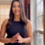 Pooja Jhaveri Instagram - Loosing weight can really be challenging at times ! Working out will definitely be my first preference but any supporting process that will boost that additional inch loss will definitely be my choice ! The best part about the package at Health Fly Center is that the way they help you loose weight is 100% Ayurvedic and has no side effects, and you can take advantage of this from any city of India. Call +91 9824006607 for more details, or check out their page @healthfly.official #ad #weightloss #gym #gymlife #ayurvedictreatment