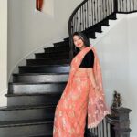 Pooja Jhaveri Instagram - It indeed was a love story… As nostalgia strikes me down, I go into the amber memories of this love story… A man with less expression, never could articulate how much he loved, But his submissive adoration for moments, like this one, spoke louder than the words. When I would wear a Saree he would smile, and give me a thumbs up, no words exchanged but just pure love….. We left it at that, and 5 years have passed, but every time I wear a Saree, or ever will, I will fondly remember you and miss you !! Papa ❤️ #nostalgia #lyrics #lovestory #sareestory