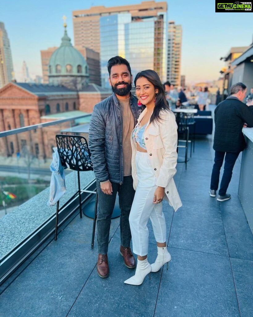 Pooja Jhaveri Instagram - Just gonna stand there and wait for Summer 😂🤦🏻‍♀😩☀ Also @assemblyphl is one of my favourite spots to get lost in the city view from the top during summer 🥰 #phl #philly #rooftops #rooftopbar #recommended #summer #summervibes #goldenhour #photography #cityviews #topview #bars #restaurant #reccomendation Assembly Rooftop Lounge