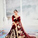 Pooja Jhaveri Instagram - NOT MARRIED YET !! 10 out of the 1000 times I played #bride before I actually become 1 !! Swipe left to see how I am shopping currently 🤦🏻‍♀️ So lucky to have adorned almost all ethnicity bridal looks #gujarati #marathi #punjabi #southindian #christian #muslim #bengali #bride #bridetobe #bridesmaids #sabyasachibride #taruntahiliani #bridalwear #allthingsbridal #bridegroom