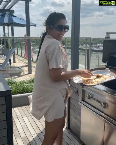 Pooja Jhaveri Instagram - Recap from the weekend !! Like I had mentioned earlier, this month is going to be a lot different than the last. Literally all my weekends I have been doing this ! Grilling, chilling and being in water ( after all I am a piscean baby 🐠 and also @thefoodiepoojie 🤣) #summerweekend #summerinusa #weekendvibes #poolday #beachbum #waterbaby #bikini #swimsuits #sunnyday #foodie #foodporn #grilling #grill #barbecue