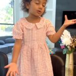 Pooja Kumar Instagram - My little lady giving advice to her Aaji (grandma)! #daughter #india #america #tamil #hindi #telugu