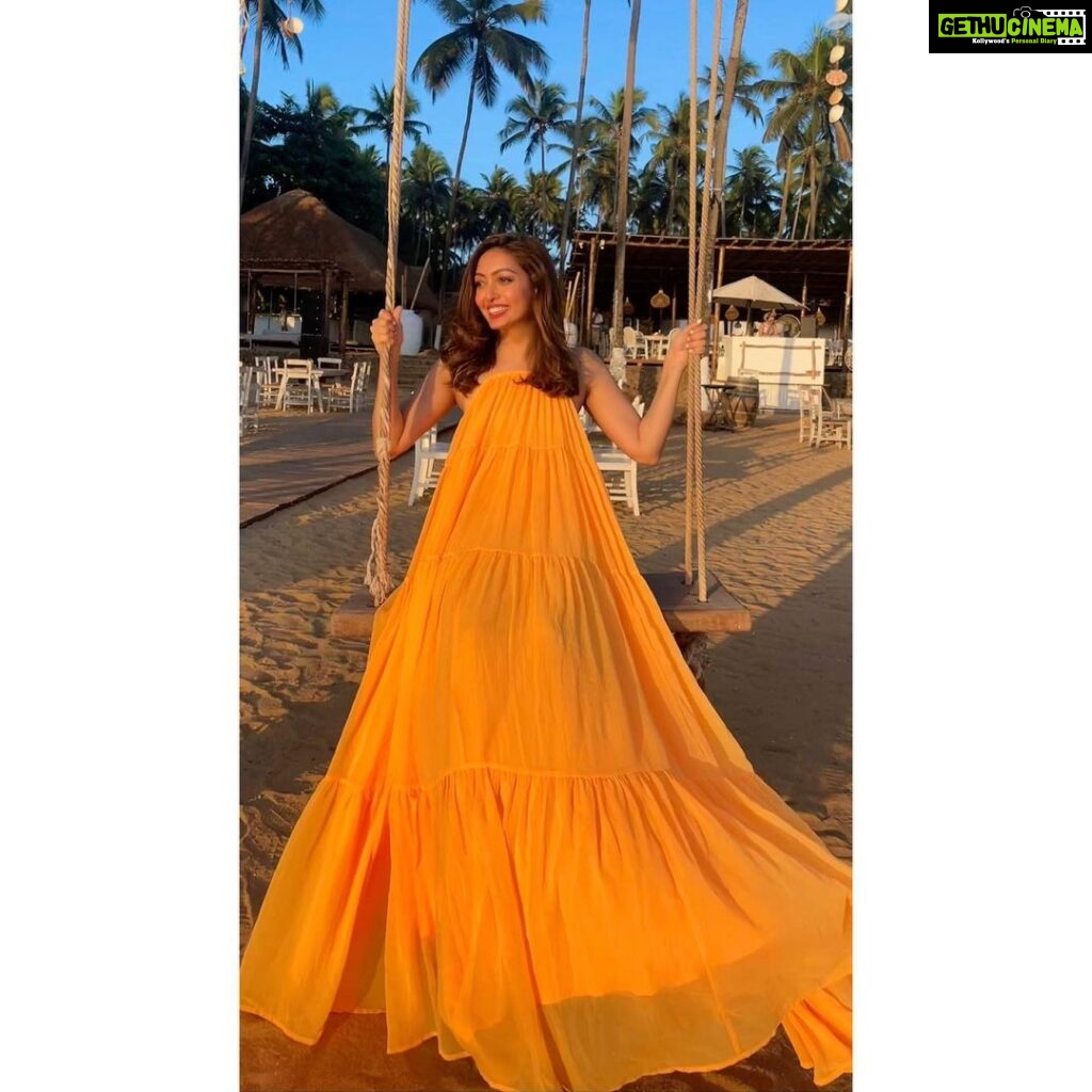 Pooja Salvi Instagram - A perfect sundowner with my ❤ . . . . . . . #thalassamorjim #morjimbeach #sundowner #withmylove #lifeisperfect #gratitude