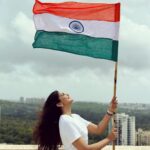 Pooja Sawant Instagram - वन्दे नितरां भारतवसुधाम्। दिव्य हिमालय-गंगा-यमुना-सरयू-कृष्णशोभितसरसाम् ॥ 🇮🇳