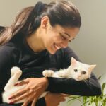 Pooja Sawant Instagram – Happiness is holding my munchkins 💕🌸🧿