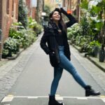 Pooja Sawant Instagram – Mood of the day ππ«