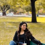 Pooja Sawant Instagram – Wondering 💜🤔💭