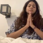 Pooja Sawant Instagram – भारताचा हा ऐतिहासिक क्षण आणि त्या मागची उत्कंठा ,स्वाभिमान, प्रेम हे कायमचं camera मधे कैद करायचे ठरवलं .. एका कार्यक्रमासाठी बाहेर असल्यामुळे हा क्षण अनुभवण्यासाठी माझ्यासोबत कोणीच न्हवतं .. पण खर सांगू का ? 
काल कुणीच एकटं न्हवतं .. काल आपण सगळे ‘एक’ होऊन ह्या ऐतिहासिक क्षणाचे साक्षिदार ठरलो 🇮🇳 
@isro.in त्रिवार अभिनंदन 
कलाम सर 🫡 आम्हाला माहीत आहे.. तुम्ही जिथे कुठे असाल , खुप खुष असाल … we miss you 
वंदे मातरम् 🇮🇳🧿🫡💕🌙
#chandrayan3