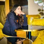 Pooja Sawant Instagram - Waiting for my date … with a green tea in a wine glass 😜 🤭 Scotland