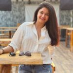 Poonam Bajwa Instagram - If the whole week could be a Sunday 🌼🌻🌞 📸 @itsme_naniii Hyderabad