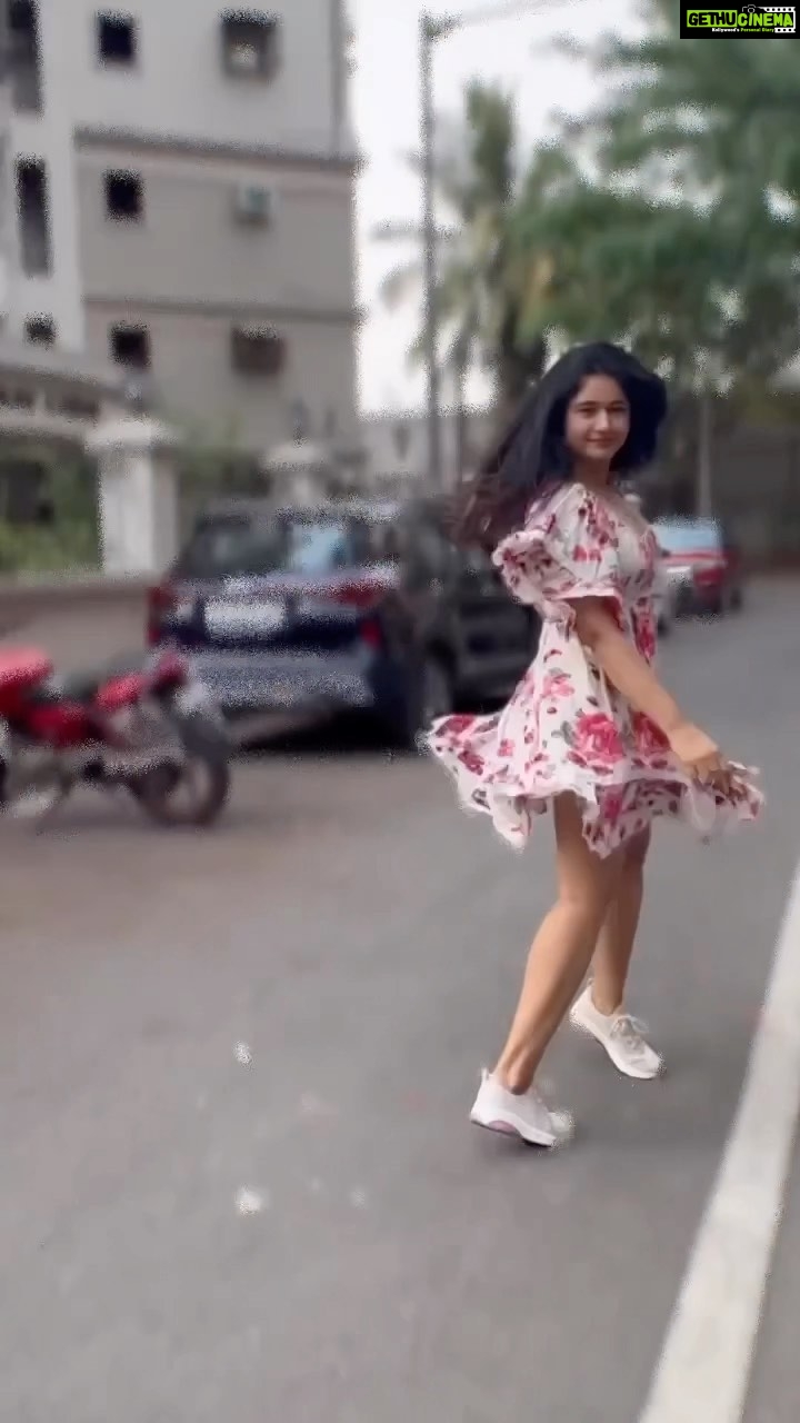 Poonam Bajwa Instagram - Just another breezy day 🌞