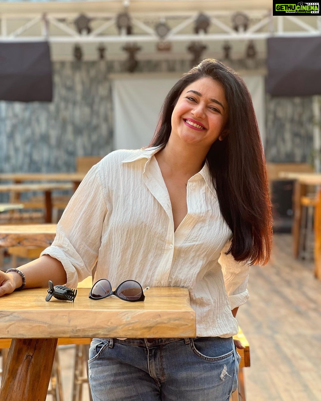 Poonam Bajwa Instagram - If the whole week could be a Sunday πΌπ»π πΈ @itsme_naniii Hyderabad
