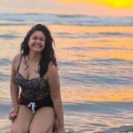 Poonam Bajwa Instagram - It’s a good morning It’s a great morning It’s the best morning ever in the history of mornings ♥️♥️♥️♥️♥️♥️♥️♥️♥️ Mandrem Beach