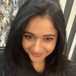 Poonam Bajwa Instagram - 👋 🌞