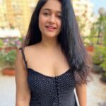 Poonam Bajwa Instagram - 🌻🦋#loveabounds