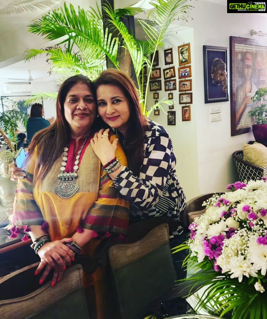 Poonam Dhillon Instagram - Happy Birthday Dearest Mohini... you are a unique one of a kind amazing Person .LOVE YOU 🥰❤✨💐🎊. #love #happiness #goodhealth