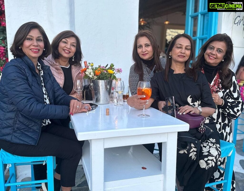 Poonam Dhillon Instagram - Happy Birthday to Dearest Special Amazing name sake Friend Poonam @psahgal . Have a super Special Birthday and continue to enjoy a fabulous year filled with Love , Happiness & Satisfaction !! You truly are a caring & special friend ❤🥰❤ Love & More Love
