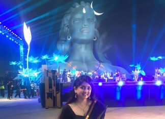 Poonam Kaur Instagram - Wearing a national award winning weave from Coimbatore ✊