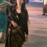 Poonam Kaur Instagram - Wearing a national award winning weave from Coimbatore ✊